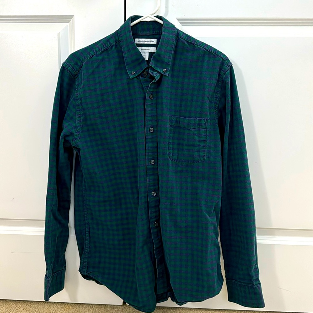 Amazon Essentials Slim fit Men’s Shirt - L
